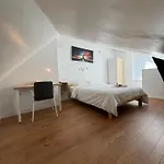 Hotel Private & Shared In
