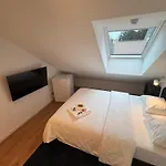 Private & Shared In * Lausanne