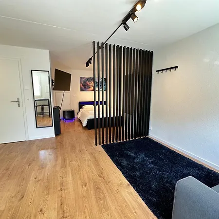 Szálloda Private & Shared In *