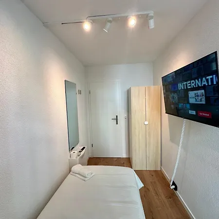 Private & Shared In * Lausanne