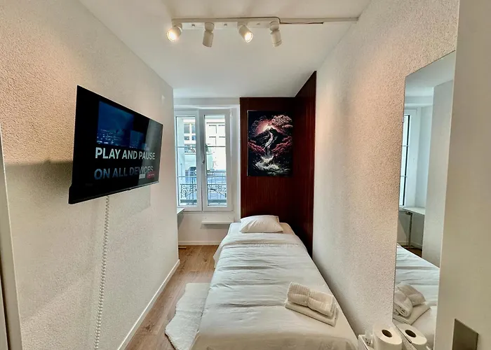 Hotel Private & Shared In Lausanne