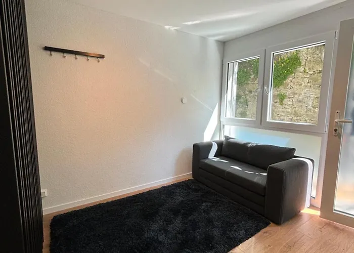 Private & Shared In * Лозана