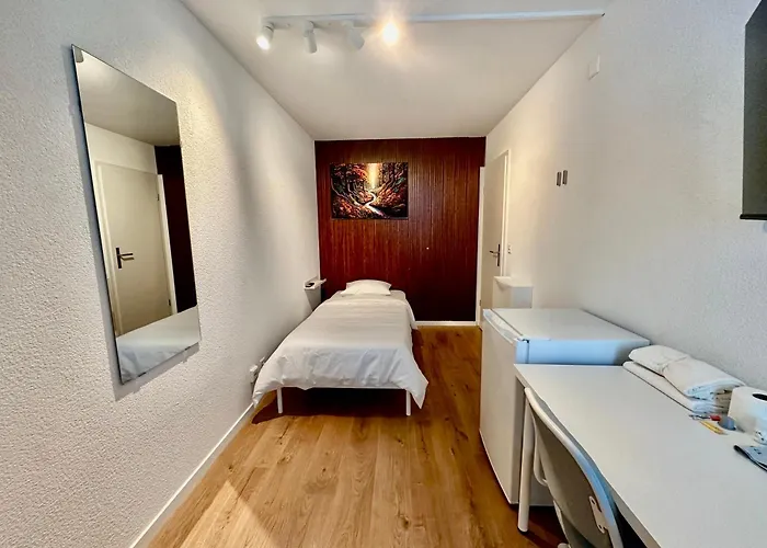 Hotel Private & Shared In Lausanne