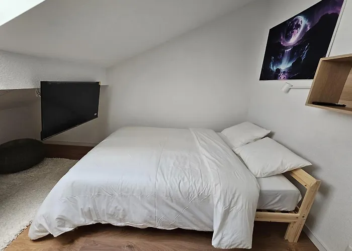 Private & Shared In Lausanne