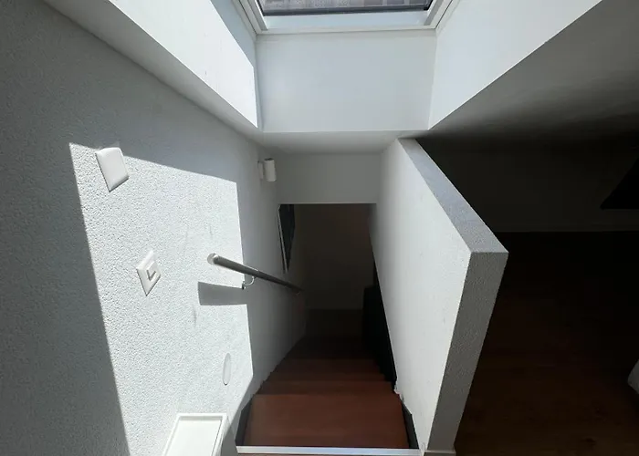 Hotel Private & Shared In *